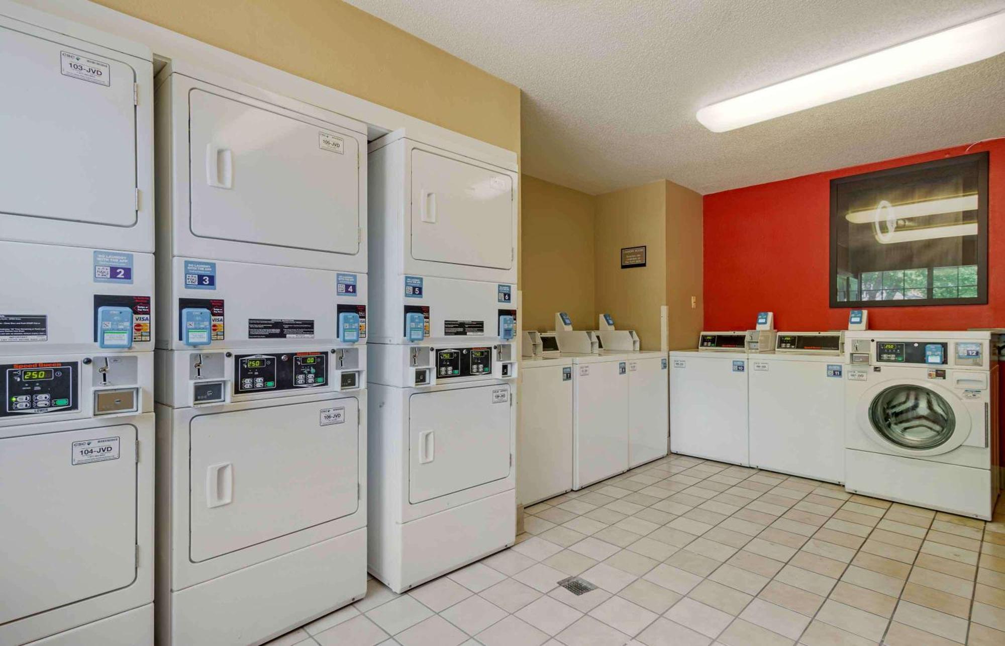 Extended Stay America Select Suites - Atlanta - Cumberland Mall Smyrna Esterno foto