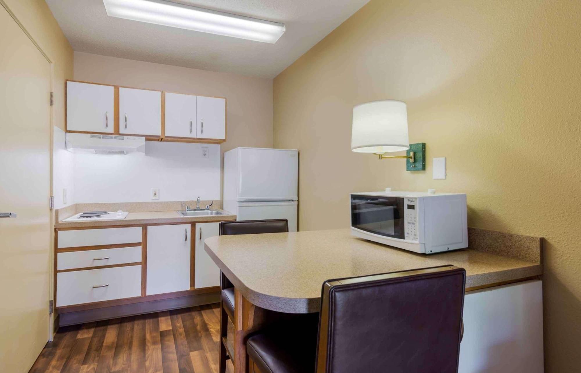Extended Stay America Select Suites - Atlanta - Cumberland Mall Smyrna Esterno foto