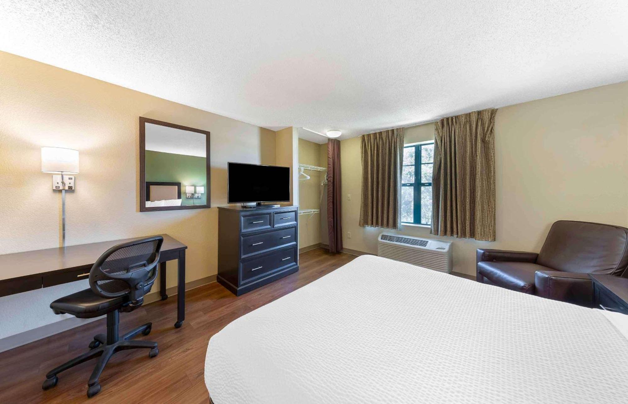 Extended Stay America Select Suites - Atlanta - Cumberland Mall Smyrna Esterno foto